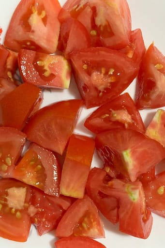 chopped-tomato