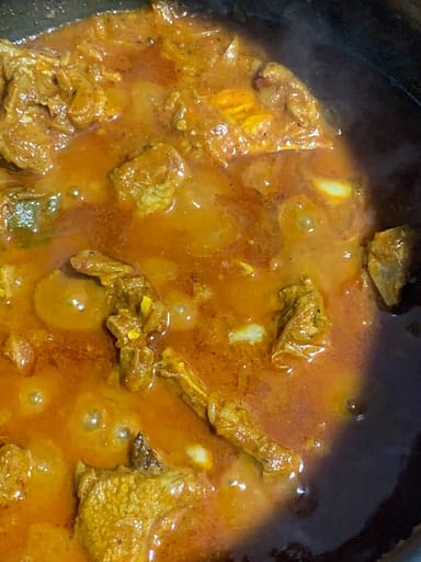 add-water-to-mutton-curry