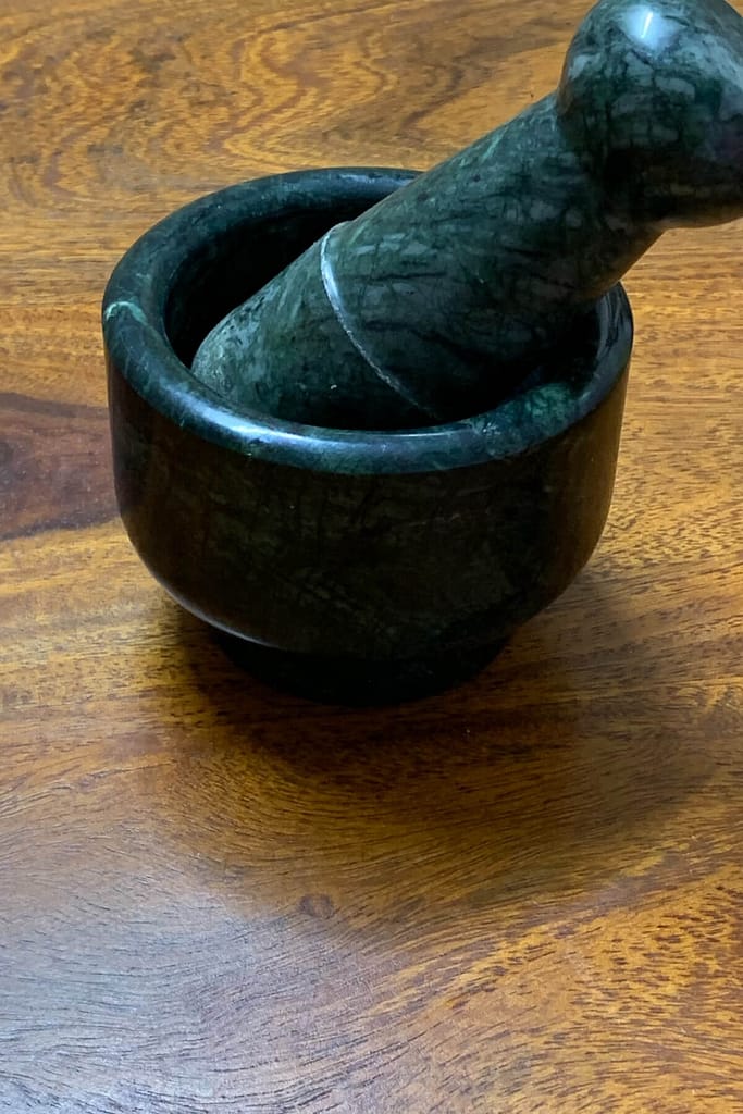 mortar-and-pestle