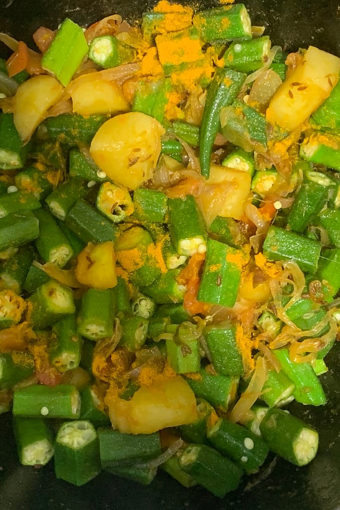 aloo-bhindi-fry-9