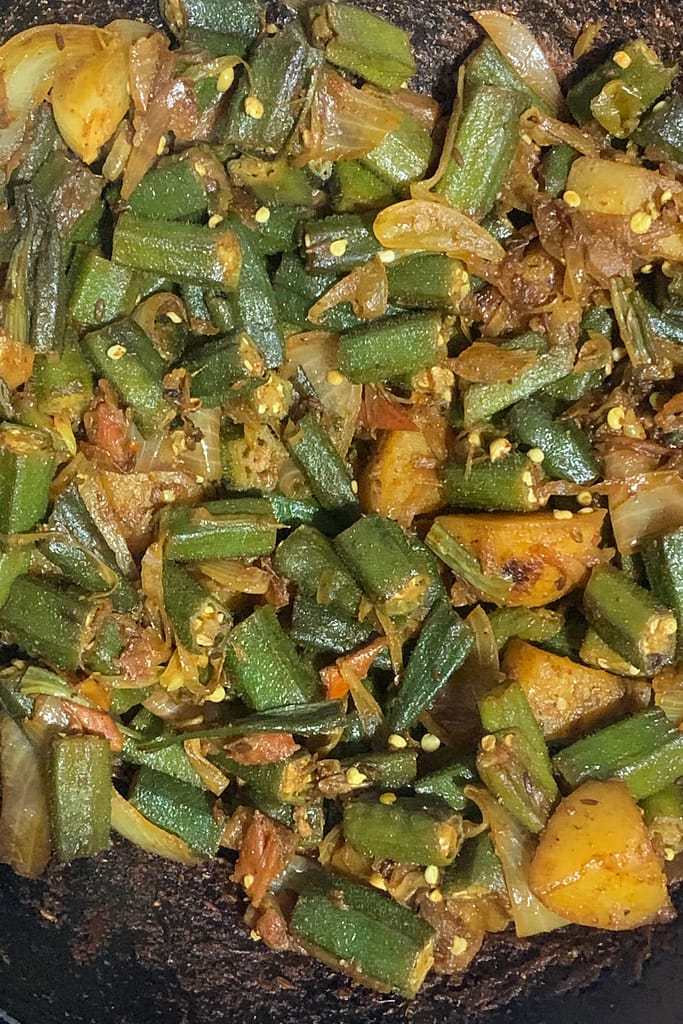 aloo-bhindi-fry-12