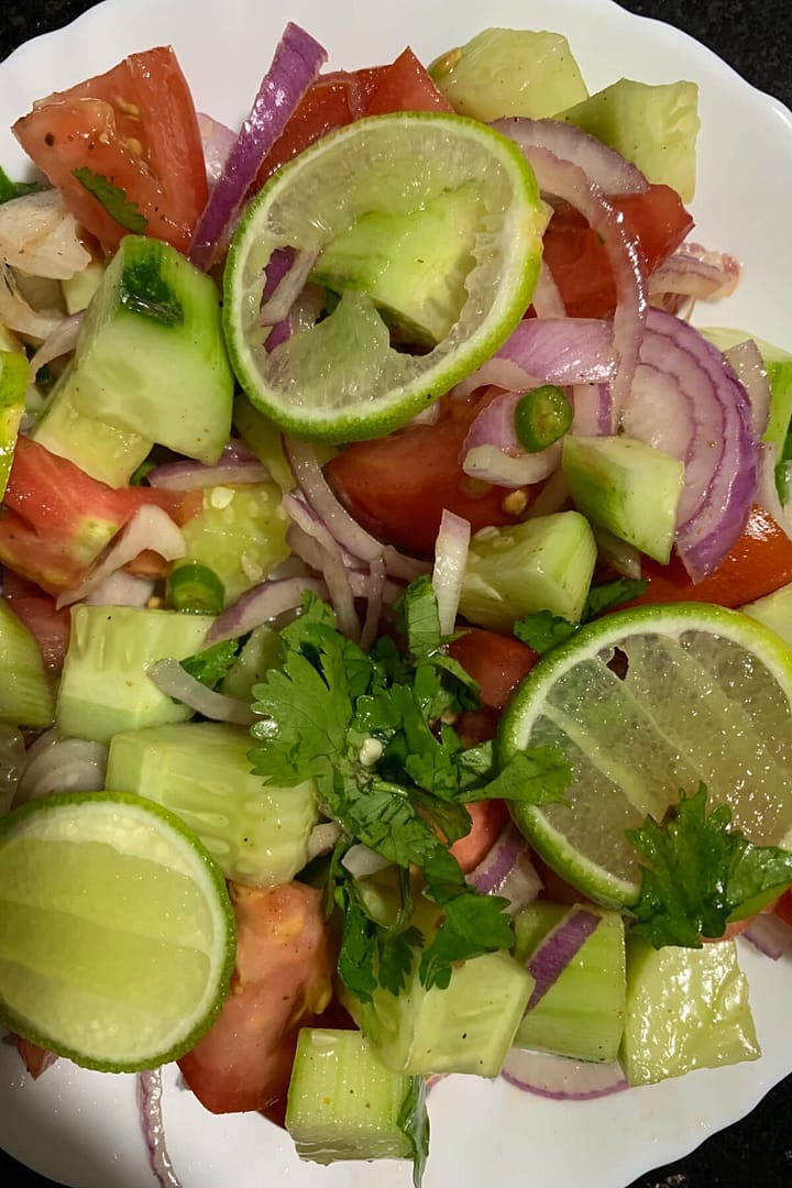 cucumber-and-tomatoes-salad-featured