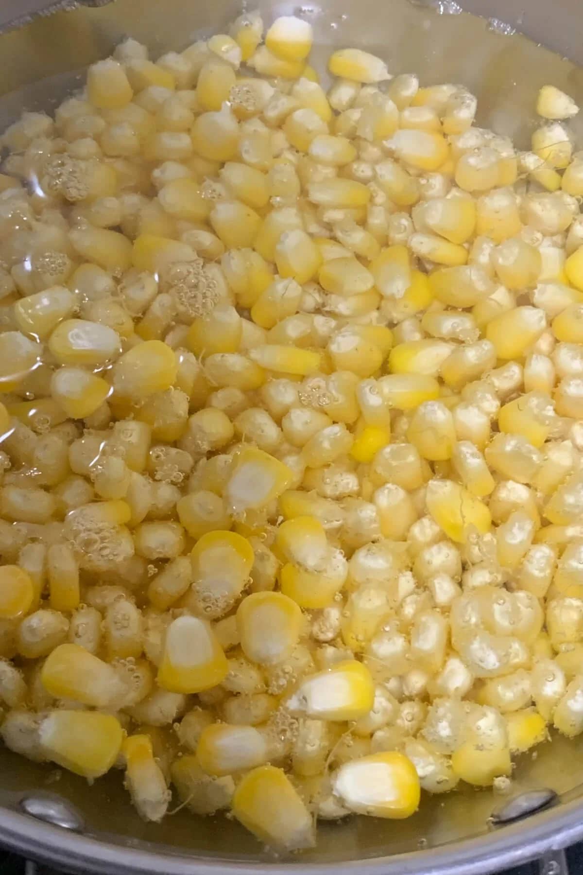 boil-raw-corn-kernels