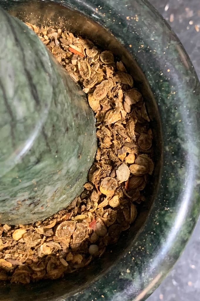 How to Use Mortar and Pestle for Grinding Spices 3 Easy Steps